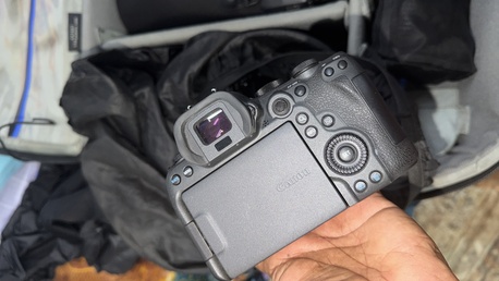 Al Malaz, Photo & Video, SAR 5500,  Canon Eos R6 Mark Ii Body