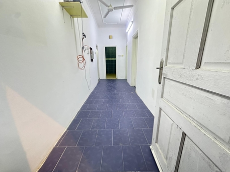 Manama, Apartments, Flats, Houses & Villas, BHD 180/year,  1 BR,  Gufool:- Groundfloor 2BR Flat On Rent With Ewa..