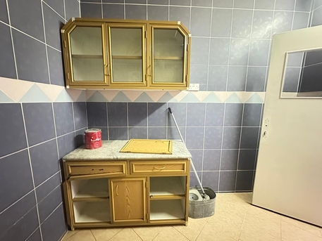 Manama, Apartments, Flats, Houses & Villas, BHD 180/year,  1 BR,  Gufool:- Groundfloor 2BR Flat On Rent With Ewa..