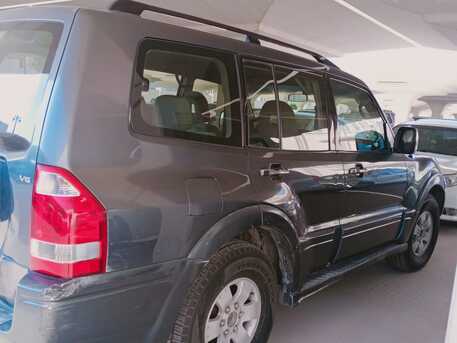 Al Malaz, Vehicles, Cars & Trucks , SAR 15000,  Mitsubishi Pajero,  2005,  Automatic,  400 KM,   With VIP Number.