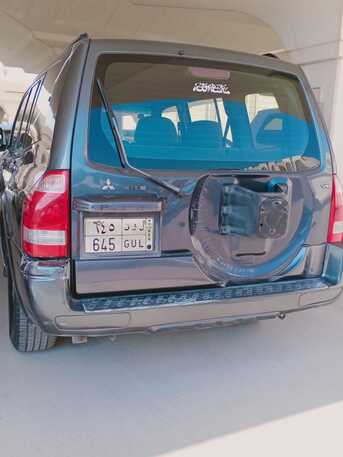 Al Malaz, Vehicles, Cars & Trucks , SAR 15000,  Mitsubishi Pajero,  2005,  Automatic,  400 KM,   With VIP Number.