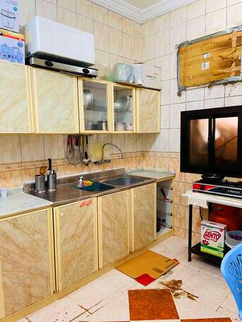 Jeddah, Housing Exchanges, SAR 720/month,  3 BR,  2 Vacant Rooms In Ar Rawdah District