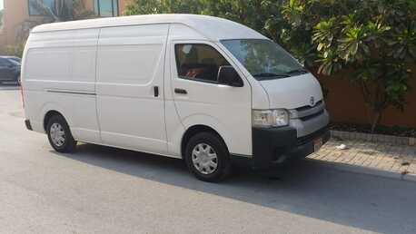 Manama, Vehicles, Cars & Trucks , BHD 2500,  Toyota Hi-Ace Bus Cargo Van High Roof Very Good Condation,  2009,  Manual,  290000 KM,