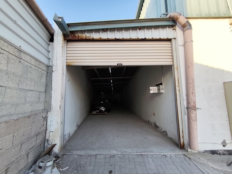 Tubli, Warehouses, BHD 350,  250 Sq. Meter,  Tubli:- Store/Warehouse On Rent Without Adress