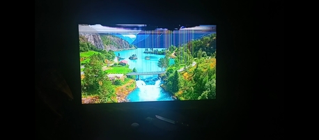 Al Malaz, Household Items, SAR 150,  Smart TV - Screen Broken