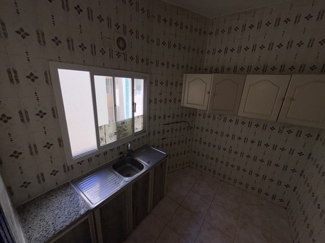 Gudaibiya, Apartments, Flats, Houses & Villas, BHD 150/year,  2 BR,  Amazing Semi Furnished 2 Bedroom Apartment Available
