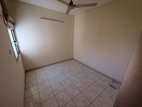 Gudaibiya, Apartments, Flats, Houses & Villas, BHD 150/year,  2 BR,  Amazing Semi Furnished 2 Bedroom Apartment Available