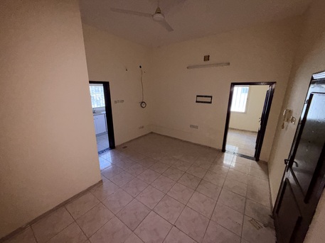 Gudaibiya, Apartments, Flats, Houses & Villas, BHD 120/year,  1 BR,  Amazing Semi Furnished  1 Bedroom Apartment Available