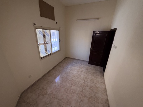Gudaibiya, Apartments, Flats, Houses & Villas, BHD 120/year,  1 BR,  Amazing Semi Furnished  1 Bedroom Apartment Available