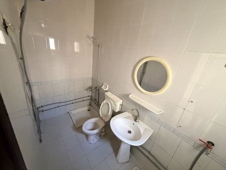 Gudaibiya, Apartments, Flats, Houses & Villas, BHD 140/year,  1 BR,  Amazing 1 Bedroom Apartment Available