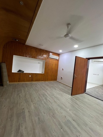 Al Seef, Apartments, Flats, Houses & Villas, BHD 230/month,  2 BR,  120 Sq. Meter,  Great Opportunity Flat For Rent In Karbabad Area Closed To Seef Area