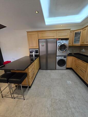 Amman, Apartments, Flats, Houses & Villas, JOD 15000/year,  Furnished,  3 BR,  220 Sq. Meter,  Ground Floor Apartment For Rent