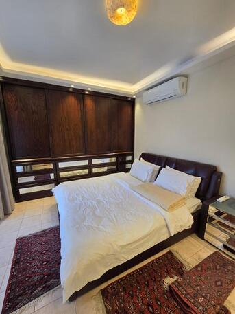 Amman, Apartments, Flats, Houses & Villas, JOD 15000/year,  Furnished,  3 BR,  220 Sq. Meter,  Ground Floor Apartment For Rent