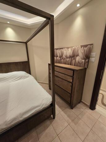 Amman, Apartments, Flats, Houses & Villas, JOD 15000/year,  Furnished,  3 BR,  220 Sq. Meter,  Ground Floor Apartment For Rent
