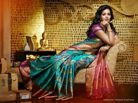 New Delhi, Clothing & Accessories, RS 999,  WOMEN FASHION TRENDS
