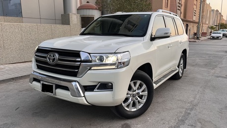 Al Rahmaniyah, Vehicles, Cars & Trucks , SAR 185000,  TOYOTA LAND CRUISER GXR2 V6,  2020,  Automatic,  118000 KM,  Land Cruiser GXR2 V6  In Excellent Condition- Single Owner