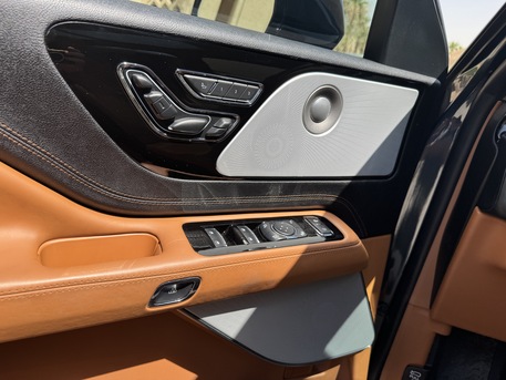 Al Yarmouk, Vehicles, Cars & Trucks , SAR 265000,  Lincoln Aviator,  2024,  Automatic,  26000 KM,  Private Sale |  Black Label Presidential |  MY | Stone Blue | 3.0L V6 T