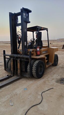 Jubail, Heavy Equipment, SAR 72000,  Caterpillar Forklift 2007 Model Capacity 7ton