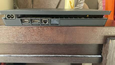 Manama, Video Games, BHD 70,  PS4 Slim 500 GB With 4 CD For Sale & 70 BHD