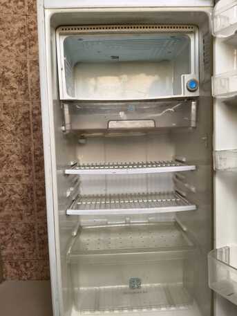 Manama, Appliances, BHD 10,  Used Medium Fridge For Sale