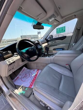 Manama, Vehicles, Cars & Trucks , BHD 3600,  Lexus LS-460L,  2007,  Automatic,  250100 KM,    (Silver)
