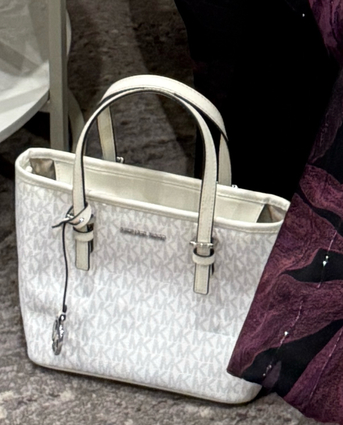 Jeddah, Clothing & Accessories, SAR 200,  White Micheal Kors Bag