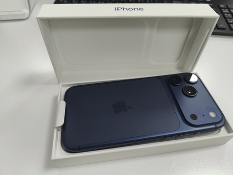 Al Nahda, Mobile Phones, SAR 5199,  Iphone 17 Pro Max - 256 GB- Deepblue Activated Yesterday, From Extra