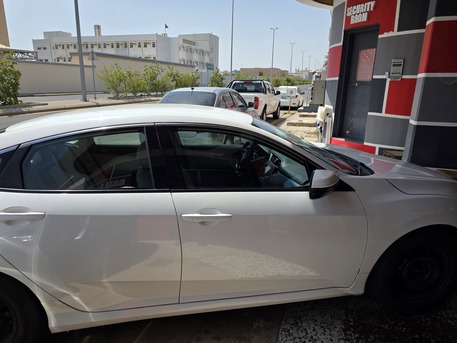 Jeddah, Vehicles, Cars & Trucks , SAR 30000,  Honda Civic LX,  2016,  209 KM,  SAR 300000 Honda Civic