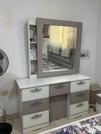 Jubail, Furniture, SAR 1250,  King Size Bed, Sliding Mirror Wardrobe And Dressing Table