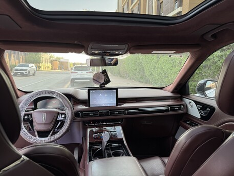 Riyadh, Vehicle Lease Transfer, SAR 234000,  Lincoln Aviator Presidential (Black Lable)
