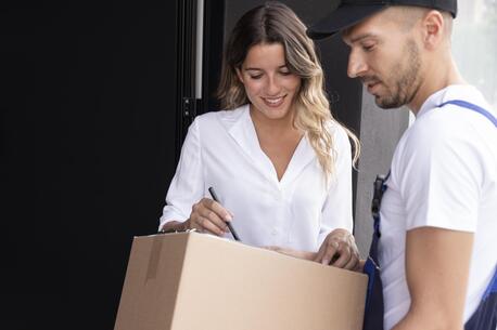 Lahore, Delivery, Bringing UK Brands To Pakistan Through Trusted Shipping Services