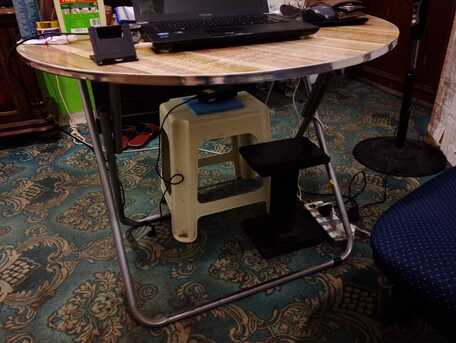 Jubail, Furniture, SAR 50,  For Sale Steel Single Bed - 50sr, Round Table -30sr, Sofa-50sr, 2 Side Tables - 30ea