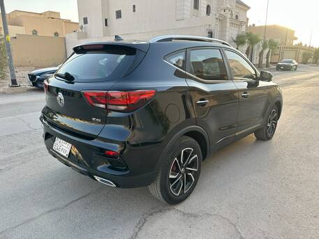 Riyadh, Vehicles, Cars & Trucks , SAR 38000,  Mg ZS,  2022,  Automatic,  69000 KM,    Full Options With Panoramic Sunroof For Sales 2nd Owner