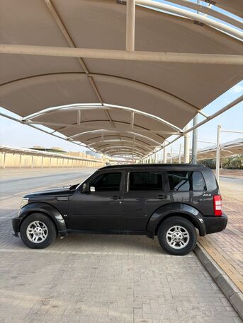Riyadh, Vehicles, Cars & Trucks , SAR 22000,  Dodge Nitro,  2011,  Automatic,  391000 KM,    With  Transmission For Sales 2nd Owner
