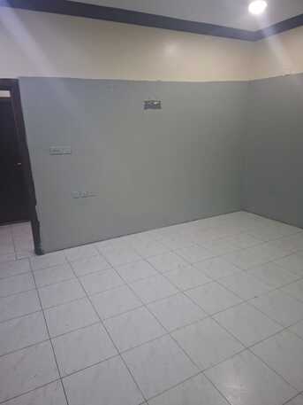 Hofuf, Rooms for Rent, SAR 650/month,  Spacious Separate Room For Rent | Private Entrance | Semi-Furnished | Ready To Move In
