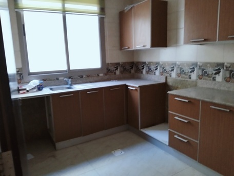 Manama, Apartments, Flats, Houses & Villas, BHD 180/month,  2 BR,  2Bath Hall. Kitchen Lift. Car-parking.unfurnished. Exclusive.ewa. In -(((UM AL HASSAM)))