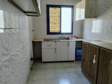 Manama, Apartments, Flats, Houses & Villas, BHD 170/month,  2 BR,  2Bath Hall. Kitchen Lift.Balcony .Semifurnished. Exclusive.ewa  In -(((UM AL HASSAM)))