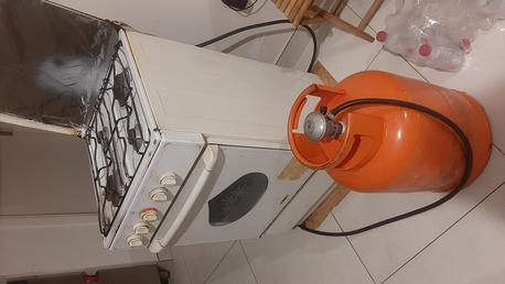 Jeddah, Household Items, SAR 400,  Cooking Range With Gas Cylinder
