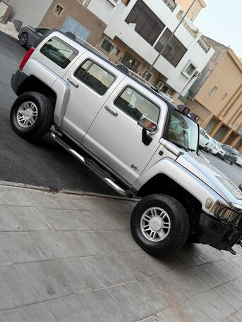 Riyadh, Vehicles, Cars & Trucks , SAR 28,  Hummer H3,  2007,  Automatic,  287208 KM,  Neat And Clean  For Sale