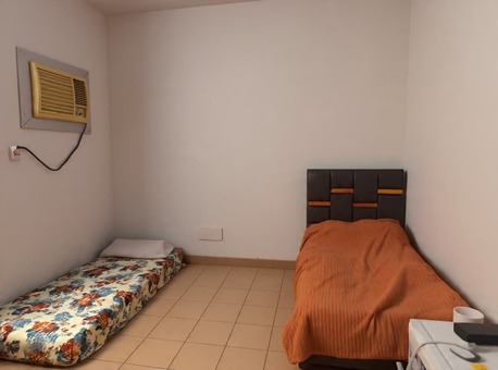 Al Malaz, Rooms for Rent, SAR 1200/month,  Furnished,  Furnished Big Size Room For Rent ( No Sharing)