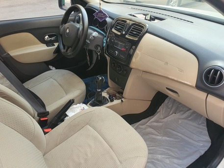 Riyadh, Vehicles, Cars & Trucks , SAR 12500,  Renault Symbol,  2016,  Automatic,  164000 KM,