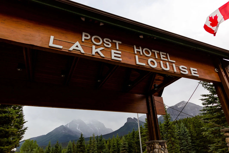 Calgary, Business, Looking For Lake Louise Hotels? Here&rsquo;s Your Ultimate Guide To Booking