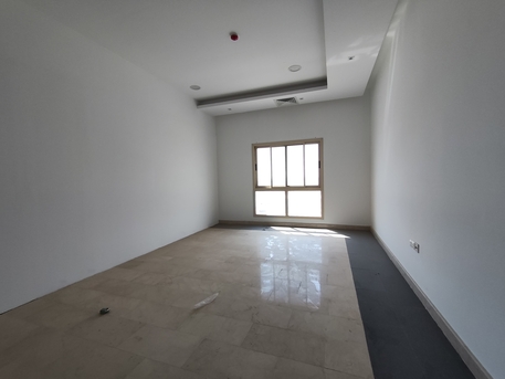 Sitra, Apartments, Flats, Houses & Villas, BHD 350/year,  4 BR,  Sitra:- Spacious 4Bhk Office On Rent With Central Ac..