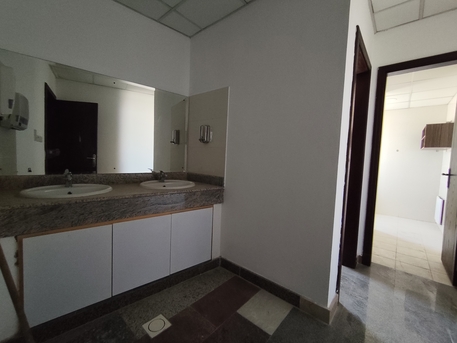 Sitra, Apartments, Flats, Houses & Villas, BHD 350/year,  4 BR,  Sitra:- Spacious 4Bhk Office On Rent With Central Ac..