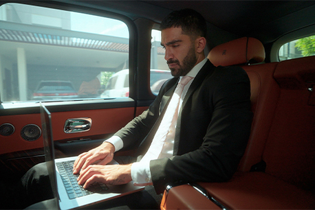 Dubai, Automotive, Zofeur Black