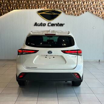 Riffa, Vehicles, Cars & Trucks , BHD 12500,  TOYOTA HIGHLANDER HYBRID 2021 WHITE,  2021,  Automatic,  38000 KM,
