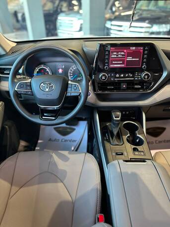 Riffa, Vehicles, Cars & Trucks , BHD 12500,  TOYOTA HIGHLANDER HYBRID 2021 WHITE,  2021,  Automatic,  38000 KM,