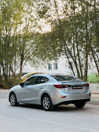 Segaya, Vehicles, Cars & Trucks , BHD 3850,  Mazda 3,  2019,  Automatic,  120000 KM,    MODEL SINGLE OWNER USED ZERO ACCIDENT CAR CALL OR WHATSAPP ON 35400768 ,33665
