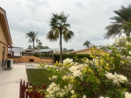 Hamala, Villas, BHD 600,  Furnished,  Renovated Beach Access Villa For Rent | Boating Facility | Private Garden