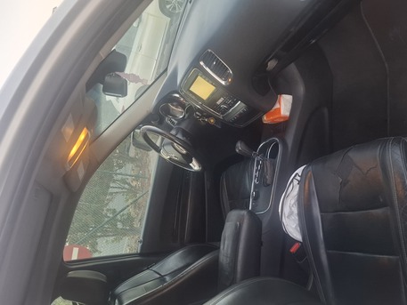 Isa Town, Vehicles, Cars & Trucks , BHD 1900,  Dodge Durango,  2011,  Automatic,  200 KM,